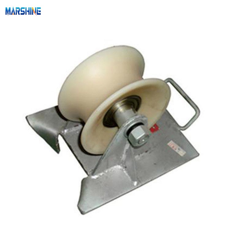 Con lăn cáp bảo vệ pithead